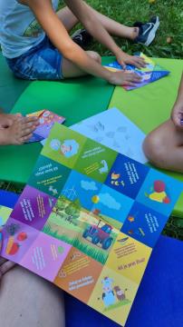 Razgibano, živahno, razigrano, počitniško, … (3)